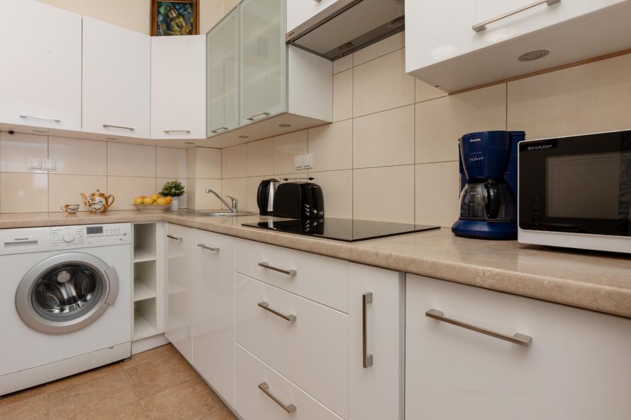 Atmospheric Apartment Next To Warsaw Old Town Square By Noclegi Renters Exteriör bild
